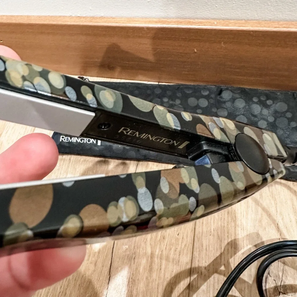 Remington S2880 Define & Style Unisex Hair Straightener Travel‎ Size Tested mini